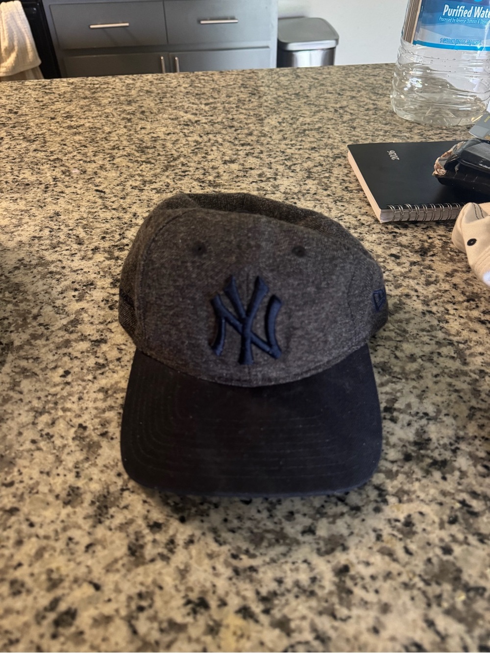 New Era Men's Gray Crown with Black Visor NY Logo Cap